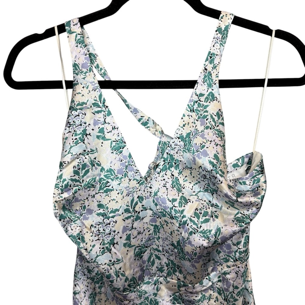 ASTR Sandrine Floral Halter Midi‎ Dress Size Medium - Picture 5 of 8